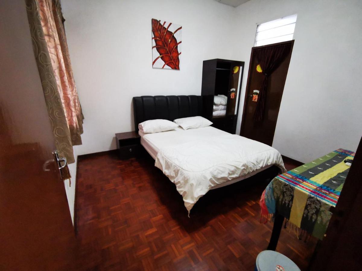 Hotel Dou Houz Gurney George Town Exteriér fotografie